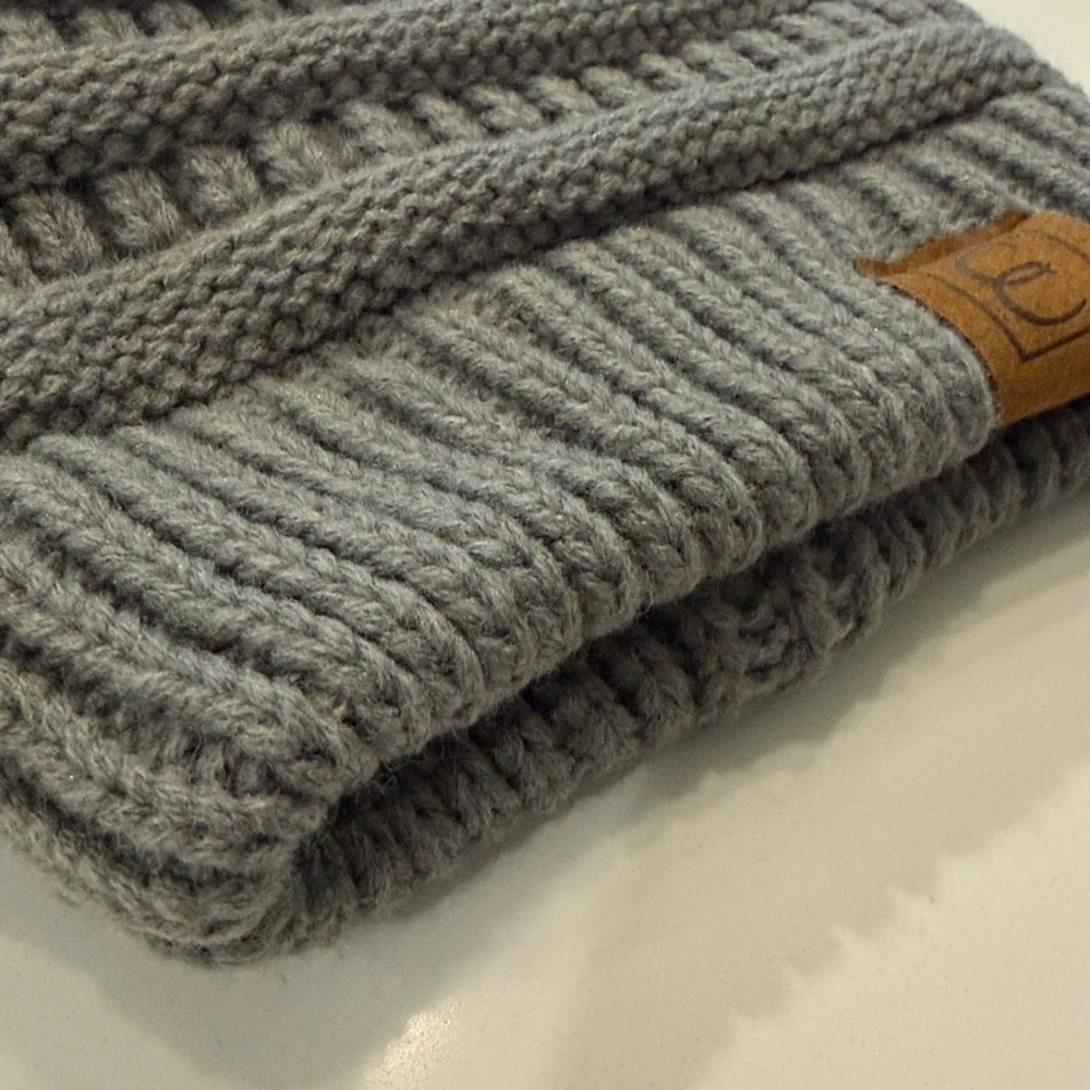 Black and Gray Knit Beanies with Faux Fur Pom - Picture 3 of 3